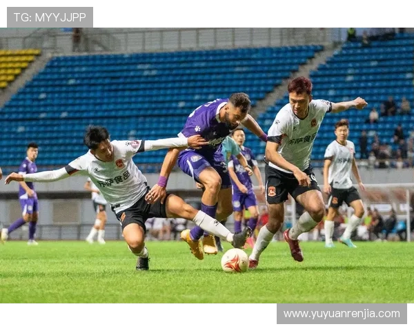 中甲联赛精彩对决全程直播聚焦赛场瞬间与球队激烈角逐盛况 - 副本 (2) 中甲联赛精彩对决全程直播聚焦赛场瞬间与球队激烈角逐盛况 - 副本 (2)